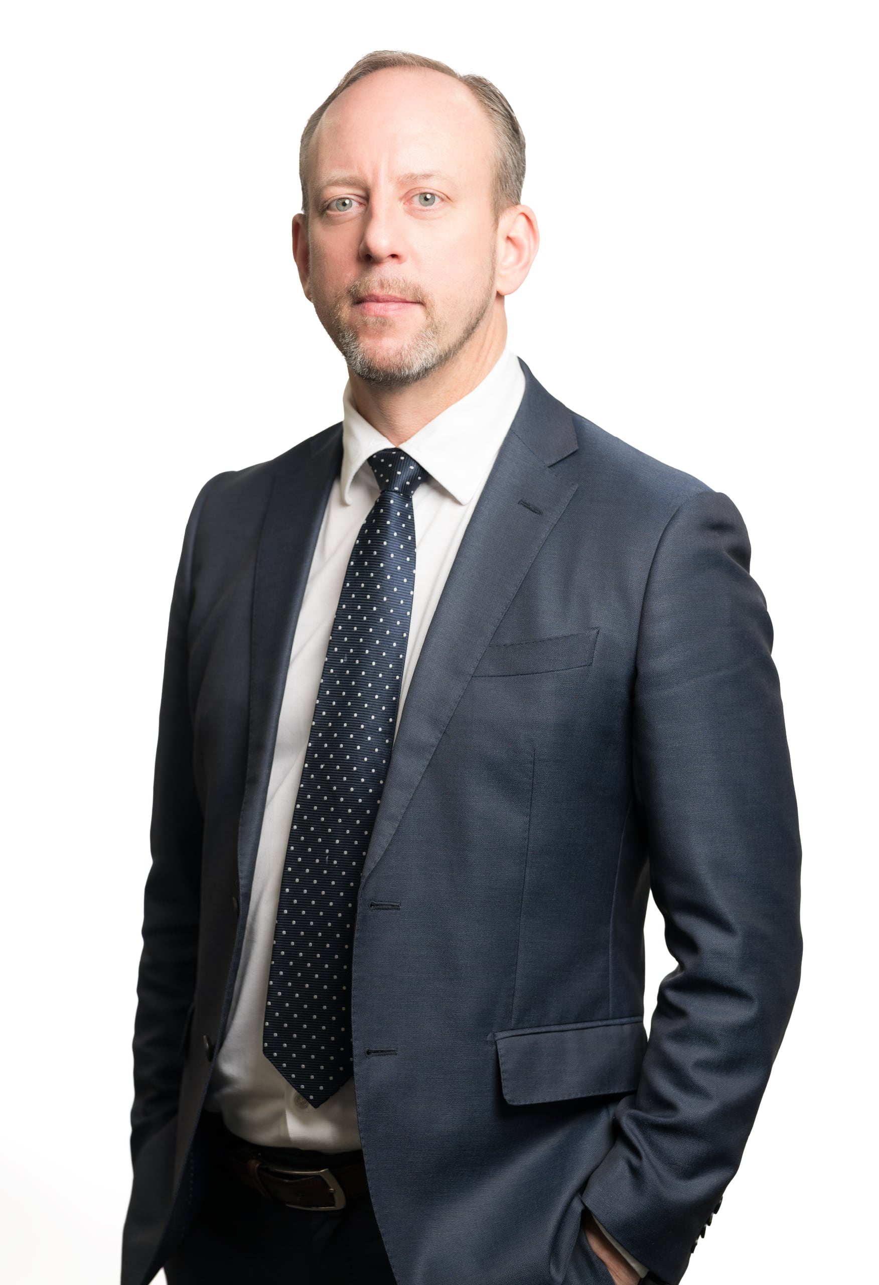 Andrew Peters